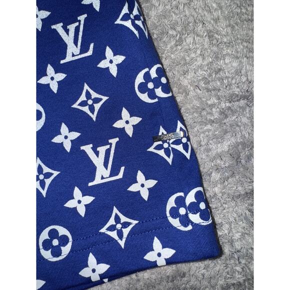 Louis Vuitton Monogram Gradient Blue White Logo Short Sleeve T-Shirt Large L - Picture 7 of 15